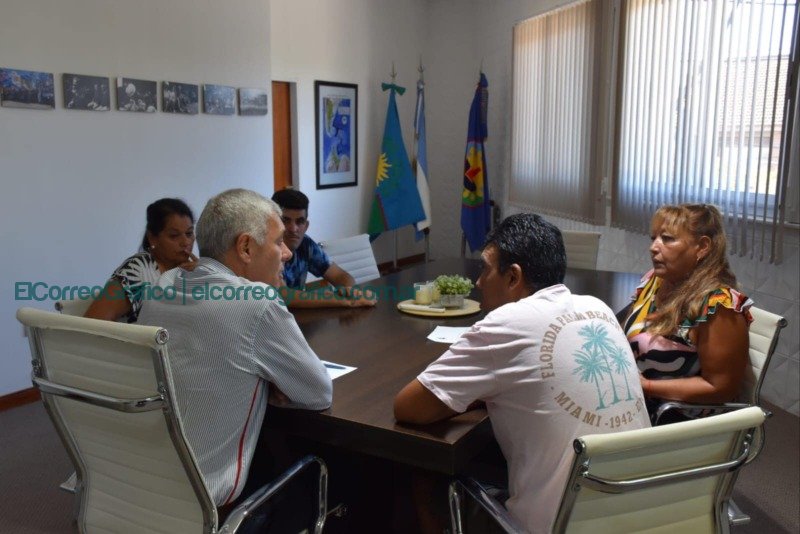 El Intendente de Berisso se reunió con ONG Amigos de Corazón 3