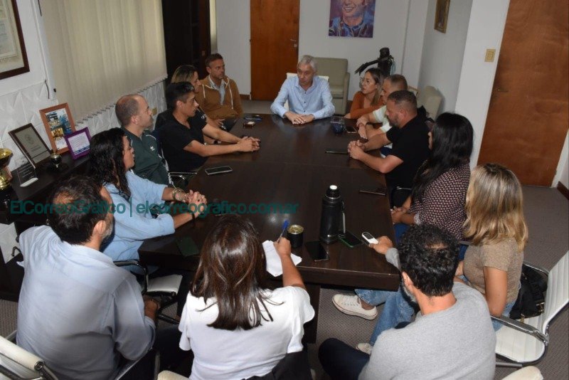 Intendente de Berisso y concejales del Bloque Oficialista unificaron esquema de trabajo 5
