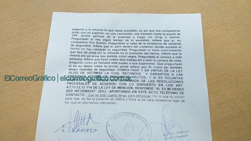 Violencia de la UOCRA en Berisso: Balearon casa del nieto del Pata Medina después de enfrentamiento en YPF Violencia de la UOCRA en Berisso, Balearon casa del nieto del Pata Medina después de enfrentamiento en YPF 5