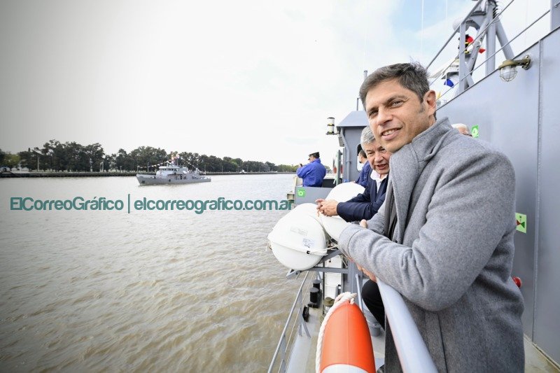 Kicillof entregó lanchas y compuerta en Astillero Río Santiago 3