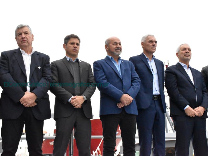 Kicillof entregó lanchas y compuerta en Astillero Río Santiago 7