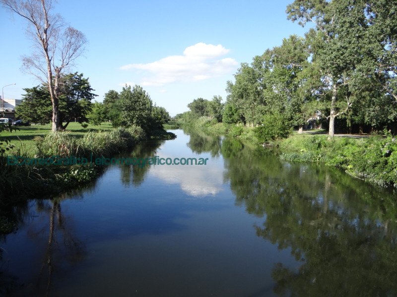 Berisso se suma a Jornada Mundial "Walking Rivers" para explorar sus cursos de agua urbanos Berisso se suma a Jornada Mundial Walking Rivers para explorar sus cursos de agua urbanos