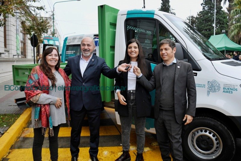 Kicillof en el 223° aniversario de Ensenada 3
