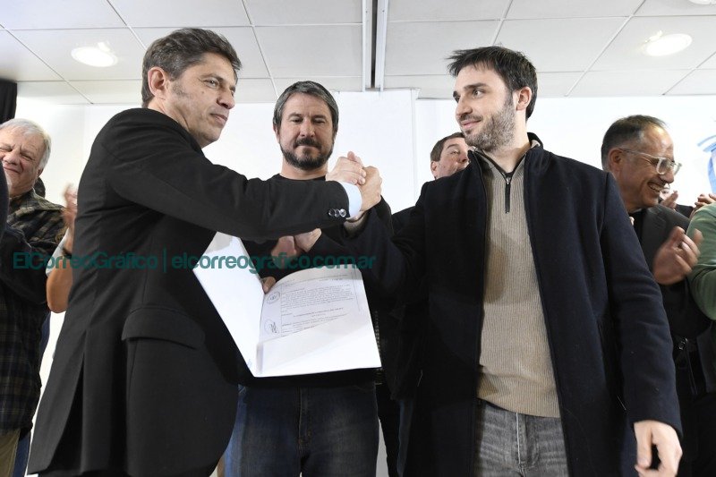 Kicillof y Torres firman acuerdo para fortalecer sistema sanitario chubutense Kicillof y Torres firman acuerdo para fortalecer sistema sanitario chubutense 1