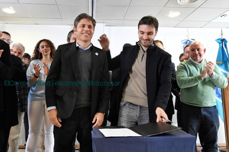 Kicillof y Torres firman acuerdo para fortalecer sistema sanitario chubutense Kicillof y Torres firman acuerdo para fortalecer sistema sanitario chubutense 5