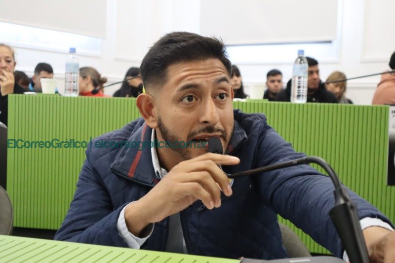 Oposición en Ensenada rechaza rendición de cuentas del intendente Secco Oposición en Ensenada rechaza rendición de cuentas del intendente Secco Leandro “Peto” Rojas