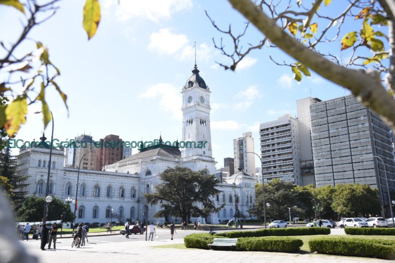 Palacio Municipal de La Plata Plan de Regularización de Establecimientos Platenses. Impulsando el Desarrollo Sostenible y la Seguridad Pública