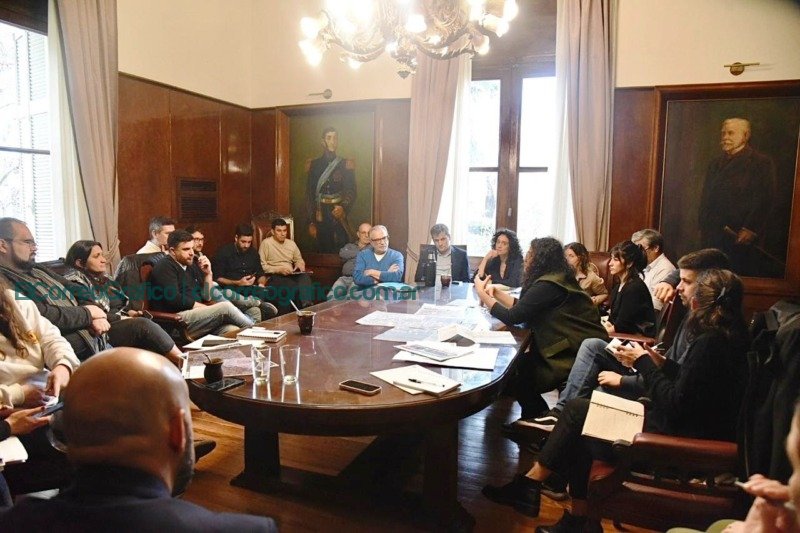 La Plata y Provincia coordinan para mejorar el acceso al hábitat en barrios periféricos 012