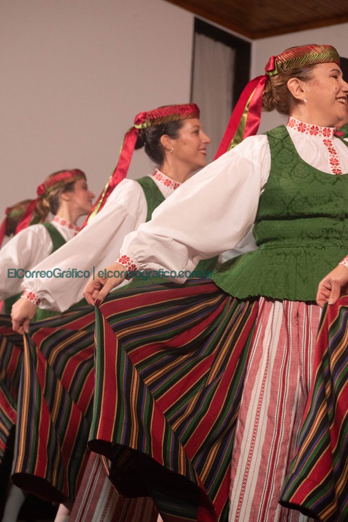 La Sociedad Cultural Lituana "Nemunas" de Berisso: Viaje Histórico al Festival de la Canción en Lituania 2024 La Sociedad Cultural Lituana Nemunas de Berisso_ Viaje Histórico al Festival de la Canción en Lituania 2024 02
