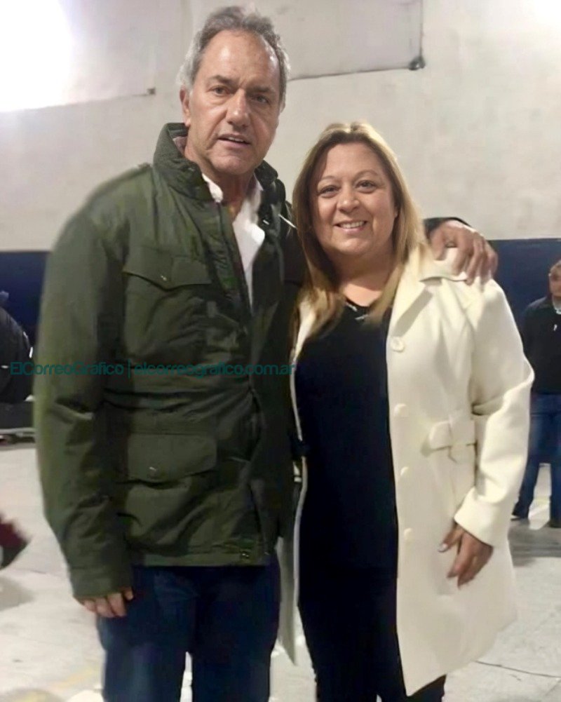 Vanesa Queyffer en búsqueda de su retorno político con críticas y mucho humo 2