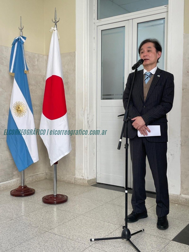 Donación al Hospital San Antonio de Padua de Navarro Japón donó de un equipo de ultrasonido al Hospital de Navarro