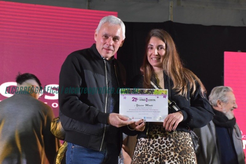Fiesta del Vino de la Costa de Berisso: Un éxito de tradición y comunidad Fiesta del Vino de la Costa de Berisso. Un éxito de tradición y comunidad 16