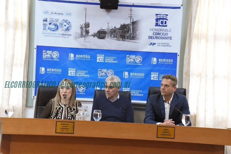 Primera Sesión Especial del HCD 2024. Celebran logros culturales y deportivos en Berisso 001
