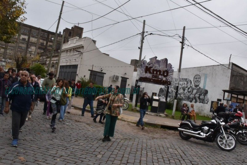 Calle Nueva York Peatonal Un Encuentro Cultural en Berisso 4