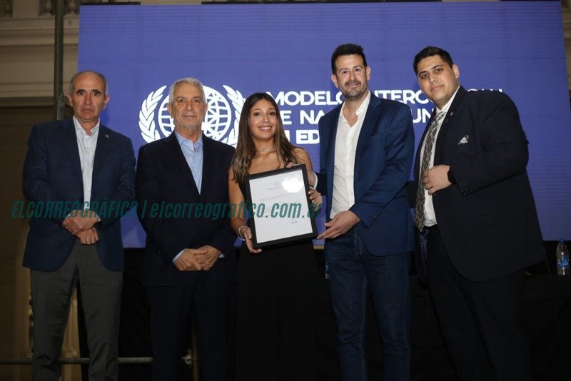 Julio Alak participó del evento benéfico de ACSERP para la VII Edición del Modelo Intercolegial de la ONU 1
