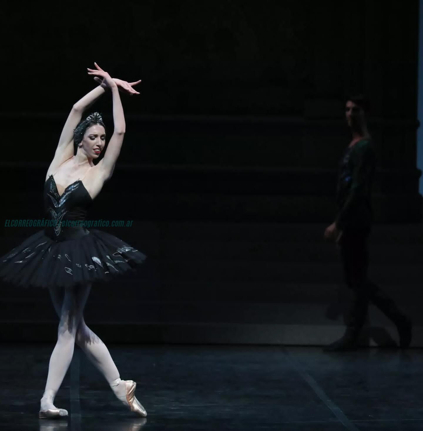 María Celeste Losa, la bailarina platense que deslumbra a Milán vuelve al Coliseo Podestá 3