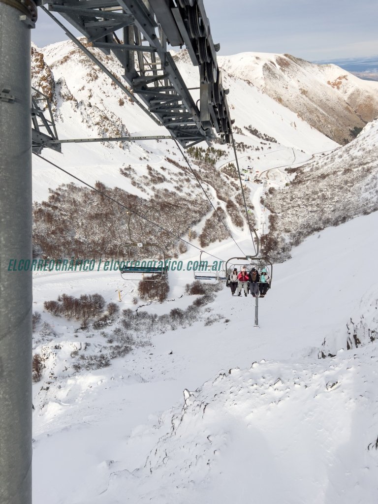 Temporada de invierno en Esquel. Vivir y dominar la nieve en La Hoya 05