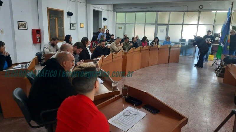 8ª sesión del Concejo Deliberante de Berisso entre reconocimientos, críticas y demandas de transparencia 8ª sesión del Concejo Deliberante de Berisso entre reconocimientos, críticas y demandas de transparencia 3