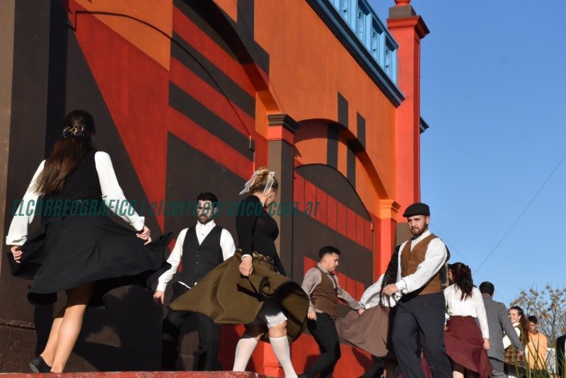 Berisso rinde homenaje a sus raíces, Comenzó la Fiesta Provincial del Inmigrante 1