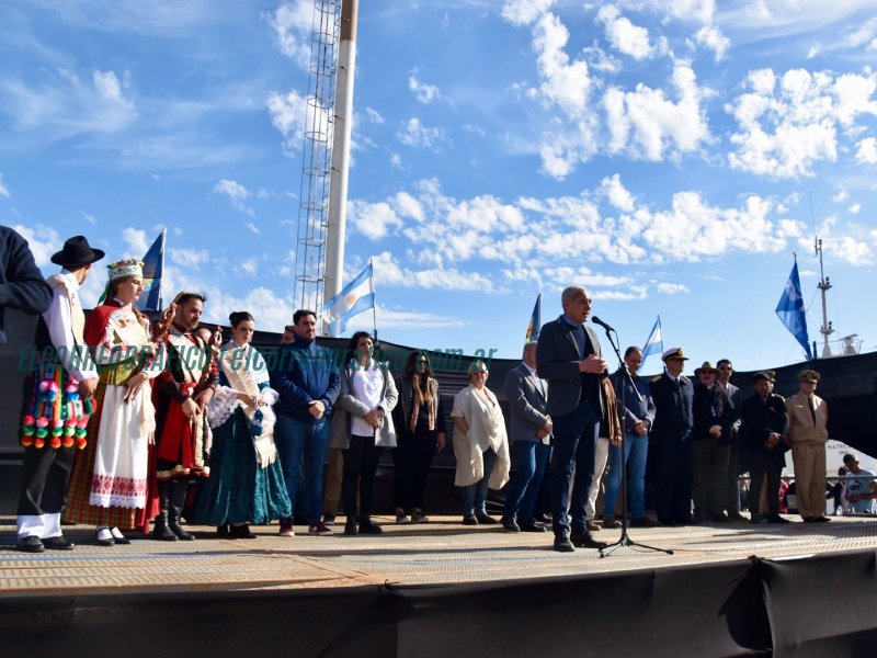 Desembarco Simbólico y otras actividades culturales en la Fiesta Provincial del Inmigrante Desembarco Simbólico y otras actividades culturales en la Fiesta Provincial del Inmigrante 06