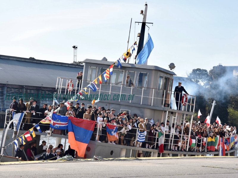 Desembarco Simbólico y otras actividades culturales en la Fiesta Provincial del Inmigrante 12