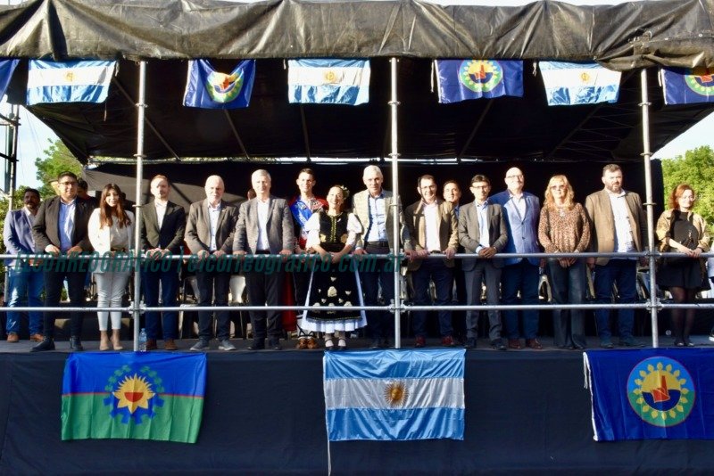 Concluyó la 47° Fiesta Provincial del Inmigrante en Berisso: un fin de semana colmado de tradición y cultura Concluyó la 47° Fiesta Provincial del Inmigrante en Berisso un fin de semana colmado de tradición y cultura 18