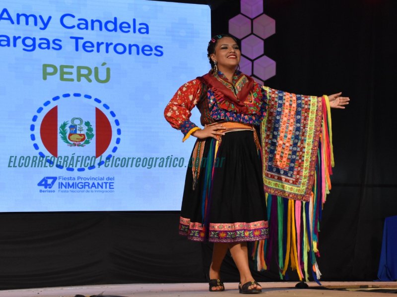 Elecciones Culturales y Festivales en la 47ª Fiesta Provincial del Inmigrante en Berisso Elección de la Embajadora Cultural del Inmigrante y Nacional de la Inmigración 17