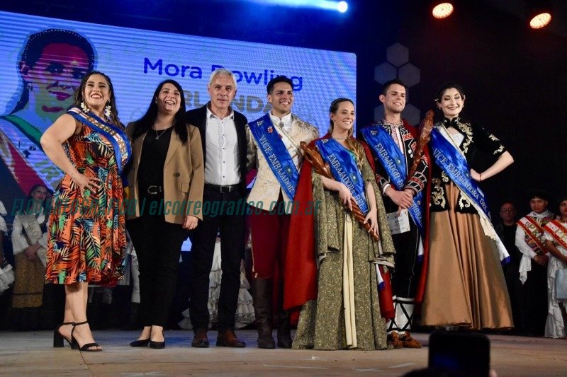 Elección de la Embajadora Cultural del Inmigrante y Nacional de la Inmigración 34
