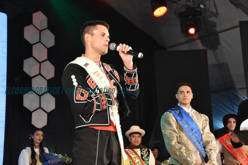Elección del Embajador Cultural Provincial del Inmigrante 2024 2025 04