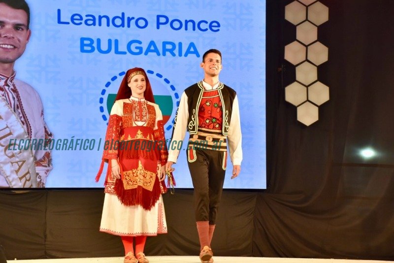 Elecciones Culturales y Festivales en la 47ª Fiesta Provincial del Inmigrante en Berisso Elección del Embajador Cultural Provincial del Inmigrante 2024 2025 11