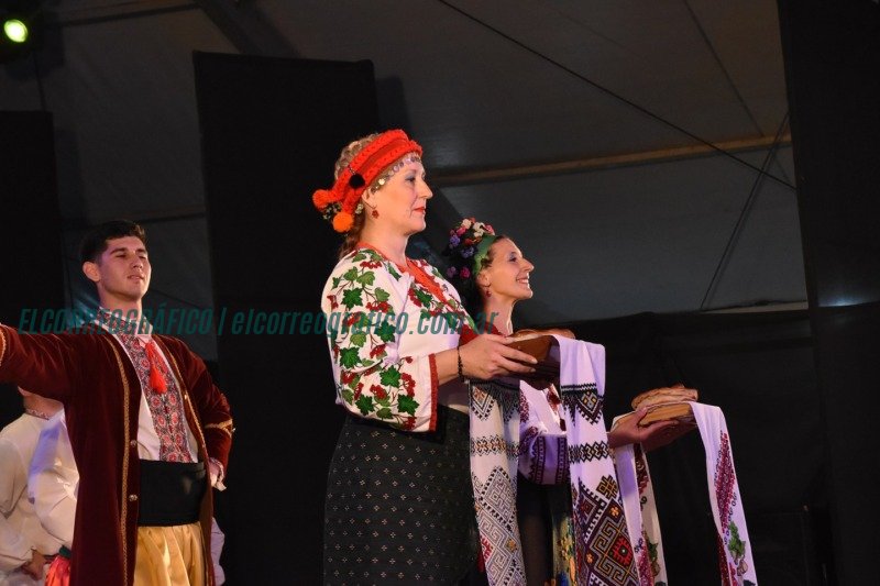 Elecciones Culturales y Festivales en la 47ª Fiesta Provincial del Inmigrante en Berisso Último Fin de Semana de la 47ª Fiesta Provincial del Inmigrante 0105