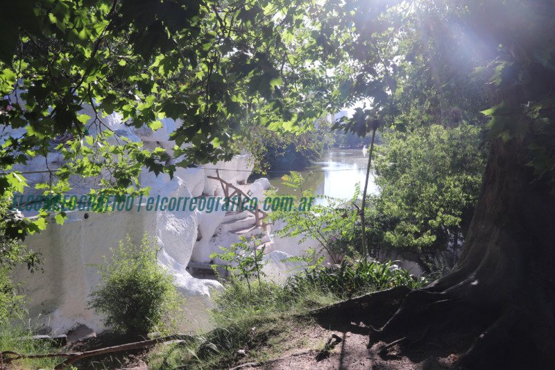 La Gruta del Bosque: un ícono platense en recuperación La Gruta del Bosque, un ícono platense en recuperación 1