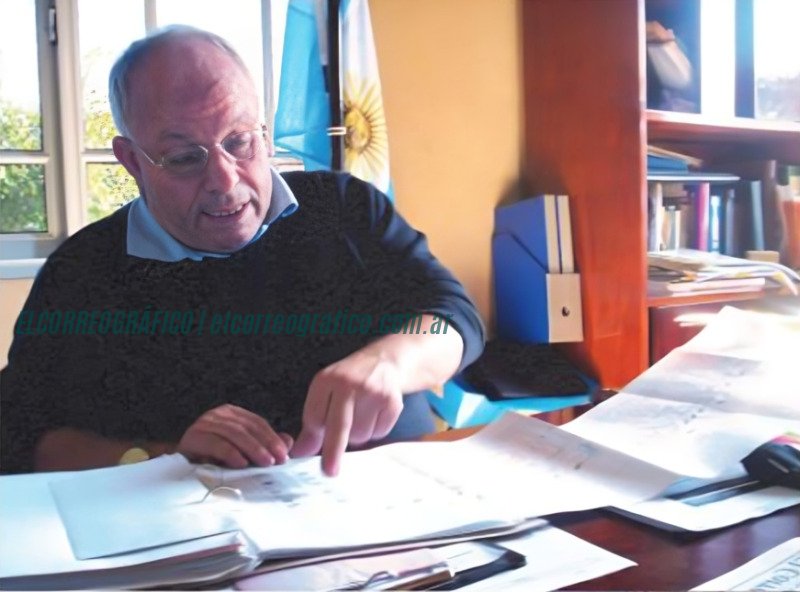 Mario Cardone: “Hay que cambiar todo, no sirve nada de lo que está” Mario Cardone, “Hay que cambiar todo, no sirve nada de lo que está” 2