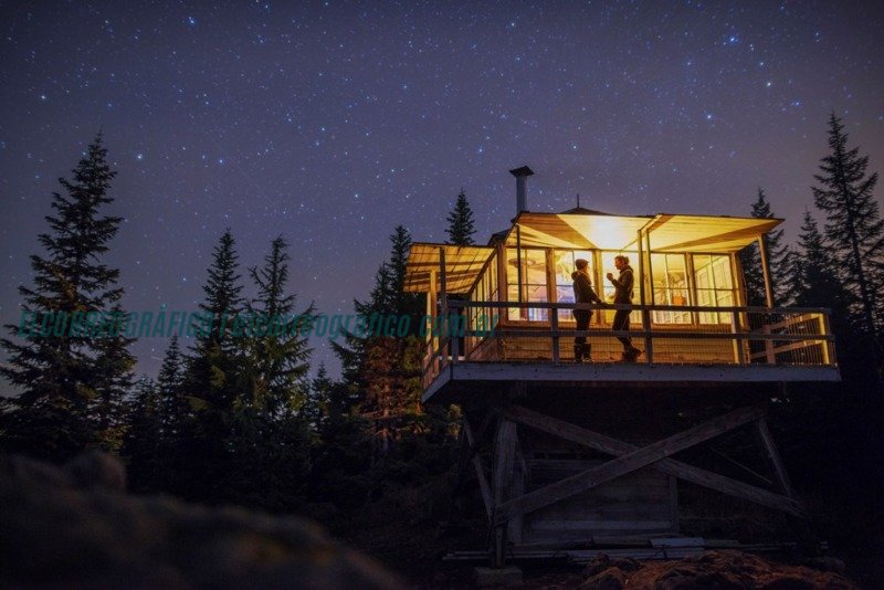 USA, Oregon, Portland El turismo nocturno. Una tendencia emergente para 2025