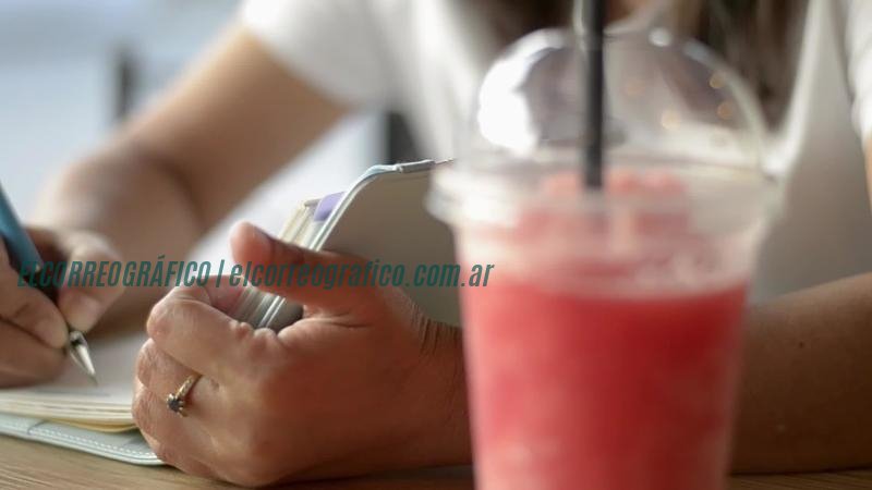 Pequeños cambios, grandes logros: cómo empezar el Año Nuevo con hábitos saludables Pequeños cambios, grandes logros, cómo empezar el Año Nuevo con hábitos saludables
