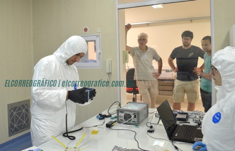 Del proyecto participan investigadores del Centro Tecnológico Aeroespacial (CTA) y del grupo de Sistemas Electrónicos de Navegación y Telecomunicaciones (SENyT).