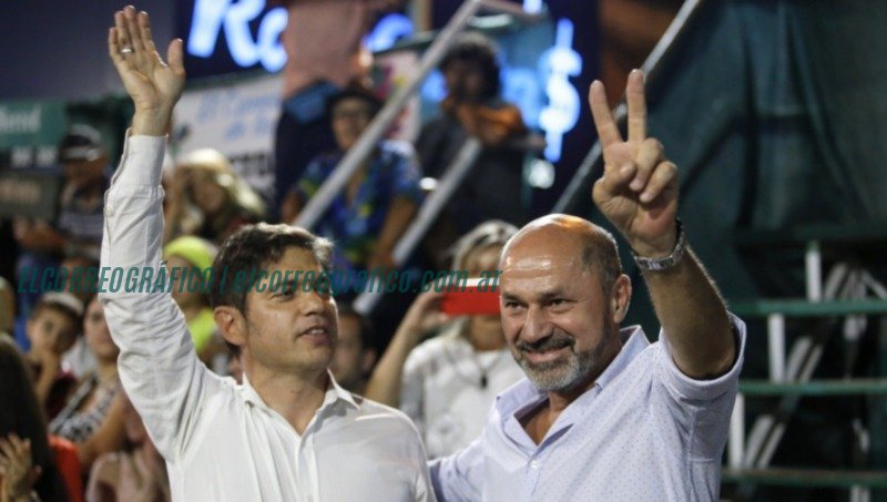 Mario Secco, el intendente camaleónico que cambia de bando según le conviene, ahora se aferra a Kicillof Mario Secco, el intendente camaleónico que cambia de bando según le conviene, ahora se aferra a Kicillof 1