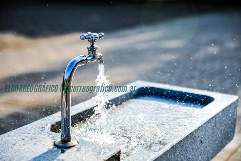 grifo, fregadero, grifo, agua del grifo, flujo, agua fluyendo, agua fresca, agua limpia, húmedo, salpicaduras, salpicar, agua, fuente, fuente de agua, grifo, naturaleza, grifo, grifo, fregadero, grifo, grifo, grifo, grifo, grifo, agua del grifo, agua del grifo, agua del grifo, agua del grifo, agua limpia, agua Día Mundial del Agua, la urgencia de soluciones para el acceso a agua potable
