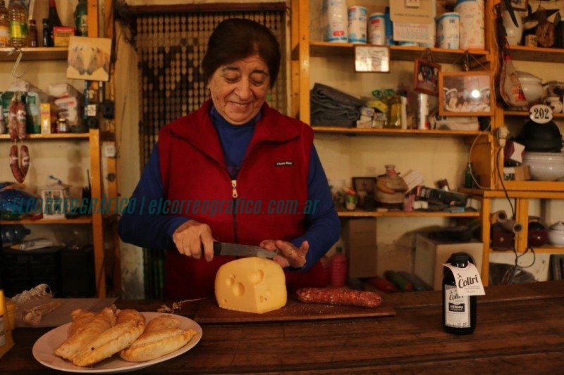 Almacenes y pulperías en Roque Pérez, un viaje a la cultura rural de Buenos Aires 22