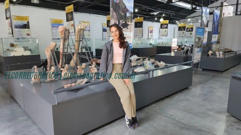 Camila Sofía Torossian: La joven estudiante de geología de Berisso que brilla en el Museo Olsacher de Neuquén Camila Sofía Torossian. La joven estudiante de geología de Berisso que brilla en el Museo Olsacher de Neuquén 01
