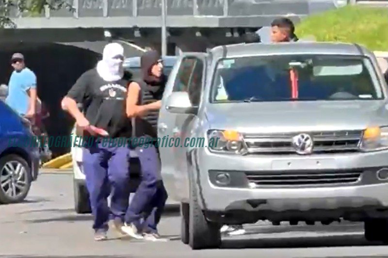 Detienen a Iván Tobar, el barrabrava y líder de una facción de la UOCRA es arrestado por amenazas a jueces y fiscales 1
