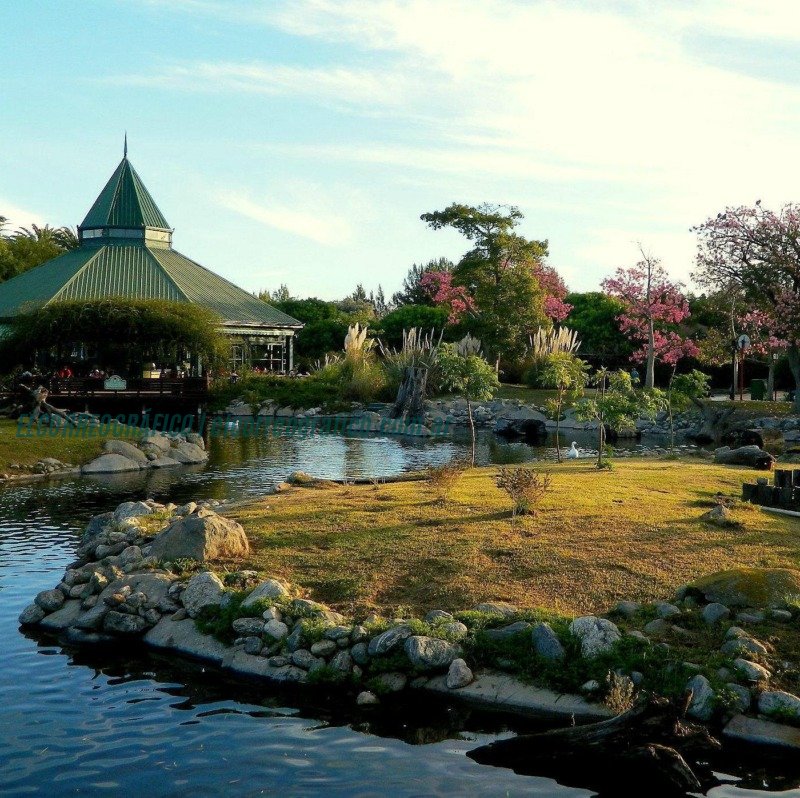 Escobar Sierra de los Padres y Olavarría destacan en los Traveller Review Awards 2025