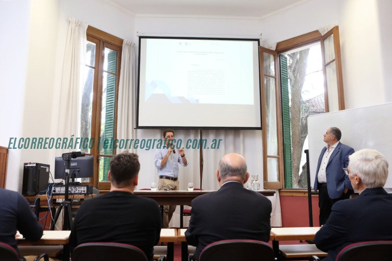 La Plata enfrenta crisis de saneamiento y agua según un informe de la UNLP La Plata enfrenta crisis de saneamiento y agua según un informe de la UNLP 1