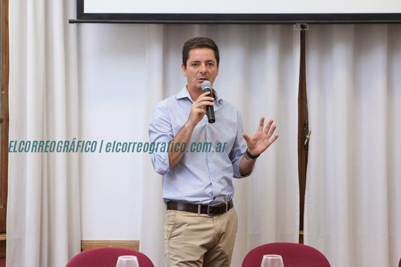 La Plata enfrenta crisis de saneamiento y agua según un informe de la UNLP La Plata enfrenta crisis de saneamiento y agua según un informe de la UNLP 4