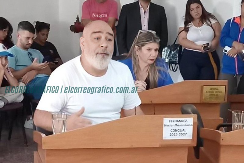 Mariana Astorga vs. la gestión Cagliardi: "Se enfocan en ver cuál es el negocio inmobiliario que se viene y se olvidan del vecino común" Mariana Astorga vs. la gestión Cagliardi. Se enfocan en ver cuál es el negocio inmobiliario que se viene y se olvidan del vecino común 9 Maximiliano Fernández y Mariana Astorga