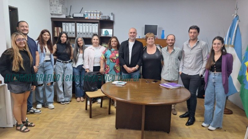 Presentaron Diplomatura Sustenta-T en Turismo y Ambiente en Berisso: Clases virtuales y presenciales Presentaron Diplomatura Sustenta-T en Turismo y Ambiente en Berisso, Clases virtuales y presenciales 2