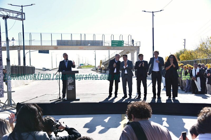 Alak y Kicillof inauguraron el distribuidor de Avenida 520 en la autopista La Plata Buenos Aires 5