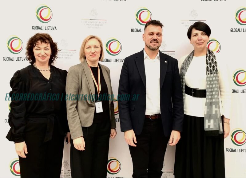 Juan Ignacio Fourment Kalvelis refuerza lazos culturales entre Lituania y Sudamérica Departamento Lituania Global del Ministerio Rel Ext Juan Ignacio Fourment Kalvelis refuerza lazos culturales entre Lituania y Sudamérica