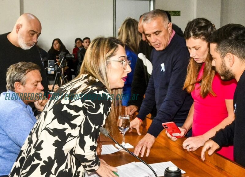 Berisso: avalan la Rendición 2024 en medio de denuncias por falta de transparencia Berisso, avalan la Rendición 2024 en medio de denuncias por falta de transparencia 7