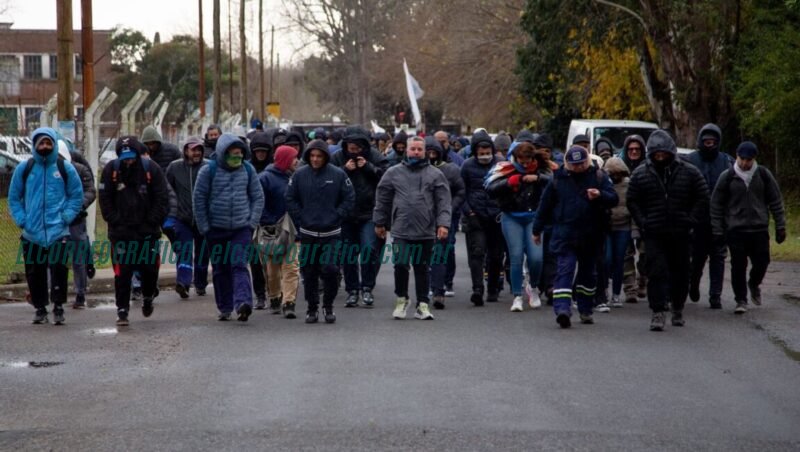 Marcha de trabajadores del Astillero Río Santiago. Demandas y proyecciones1